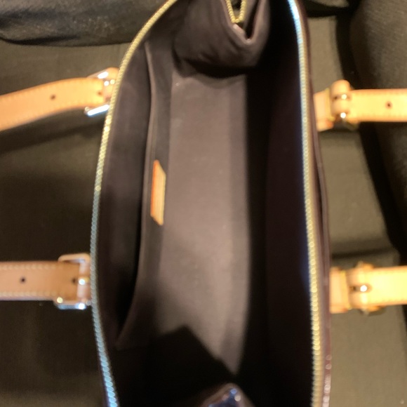 Louis Vuitton Handbag - Picture 9 of 9